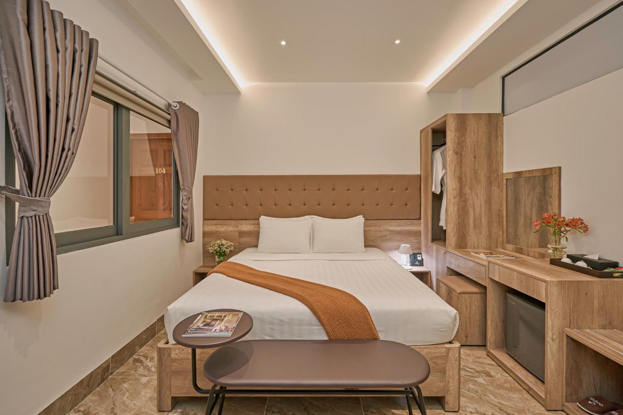 California Hotel Dalat Luaran gambar