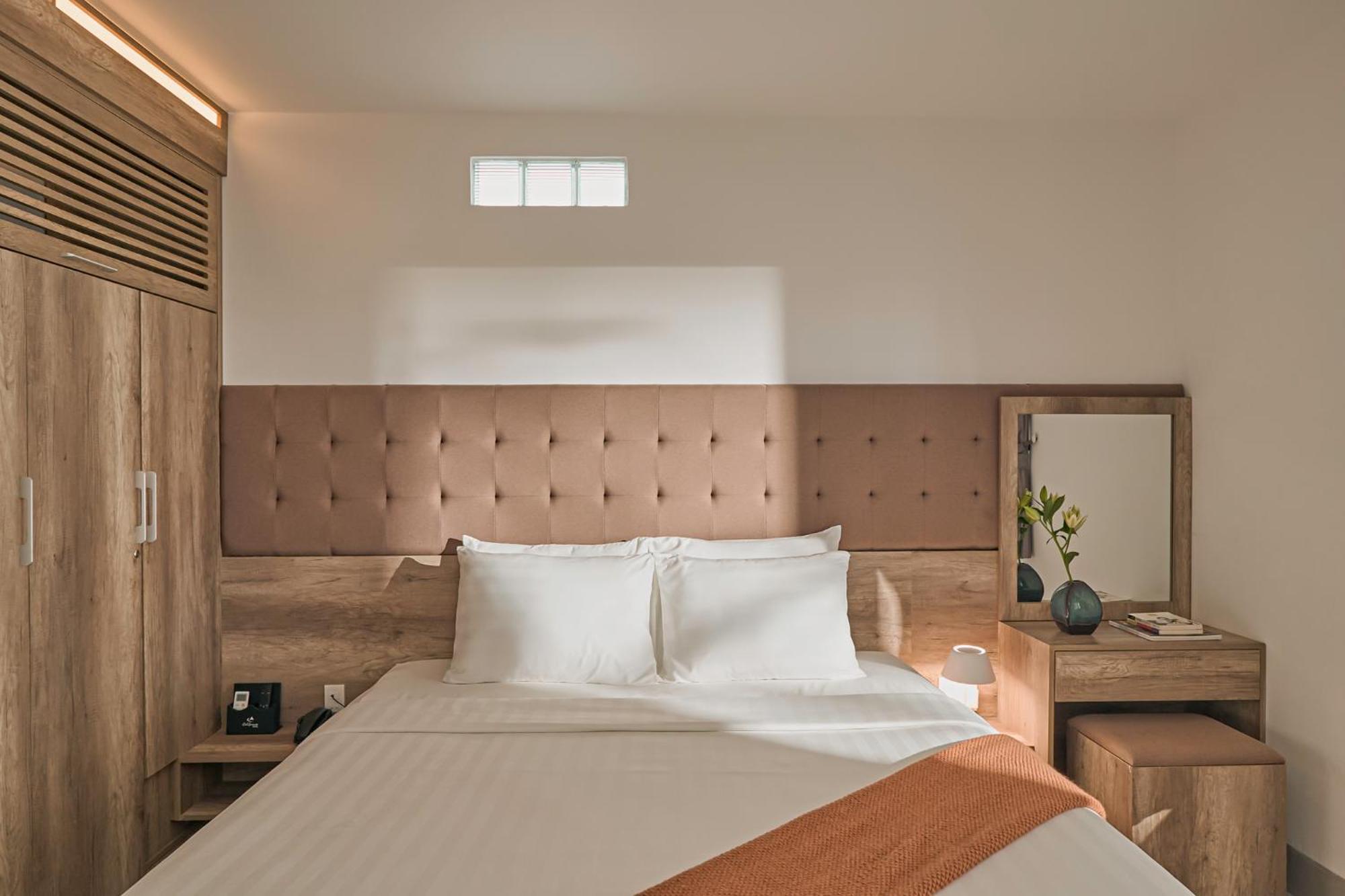 California Hotel Dalat Luaran gambar