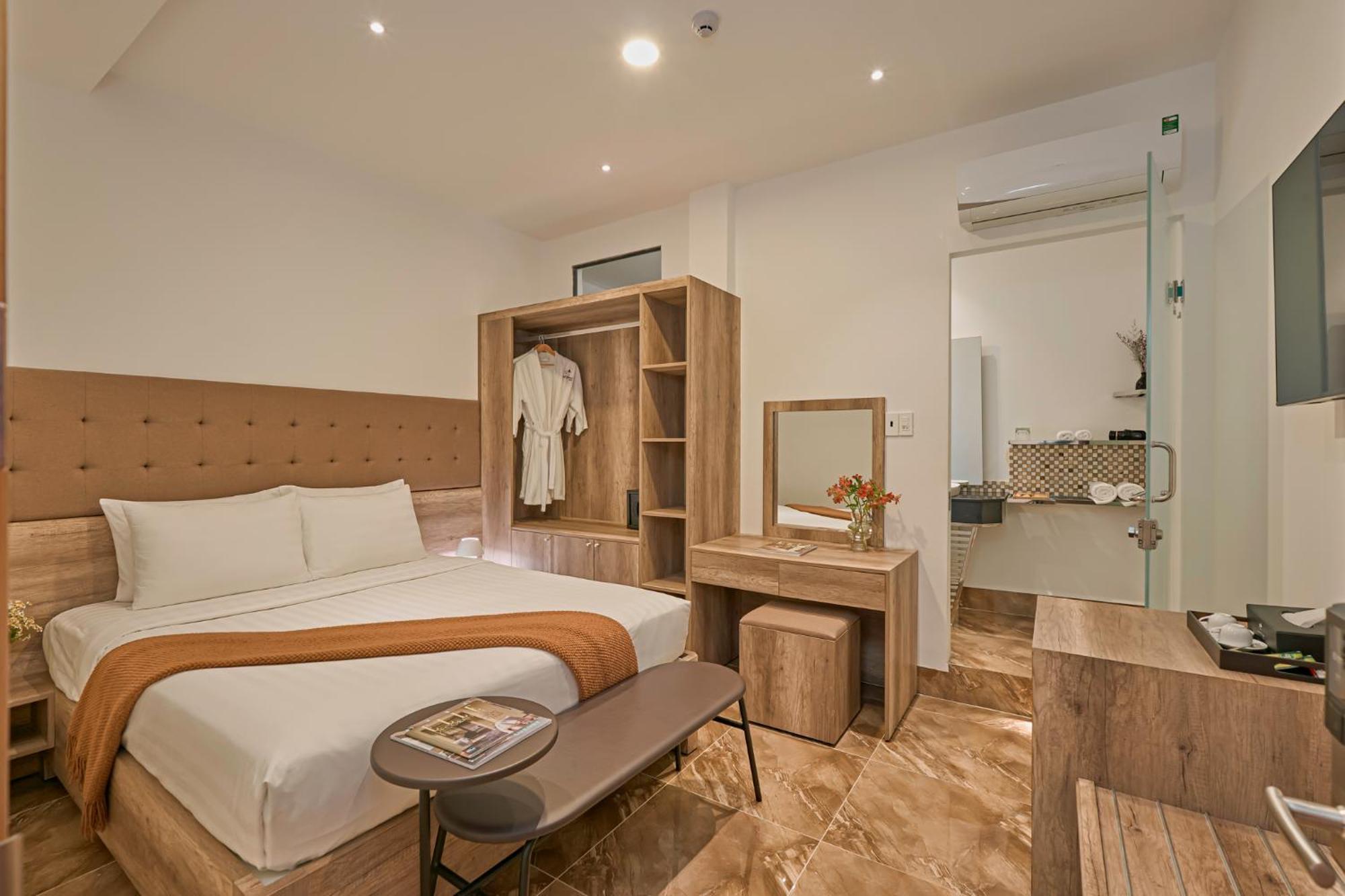California Hotel Dalat Luaran gambar